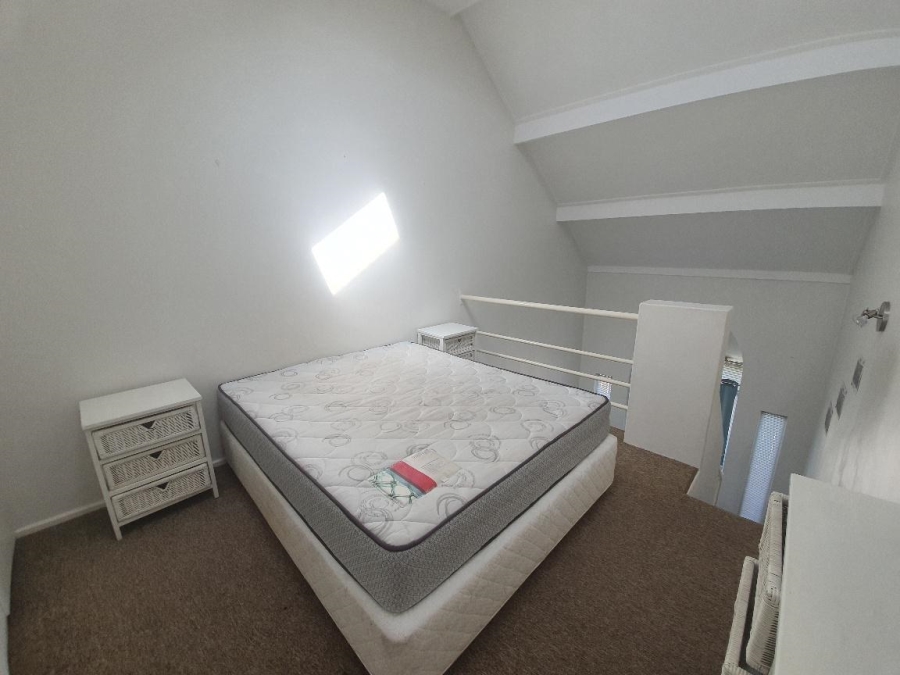 To Let 1 Bedroom Property for Rent in Claremont Western Cape